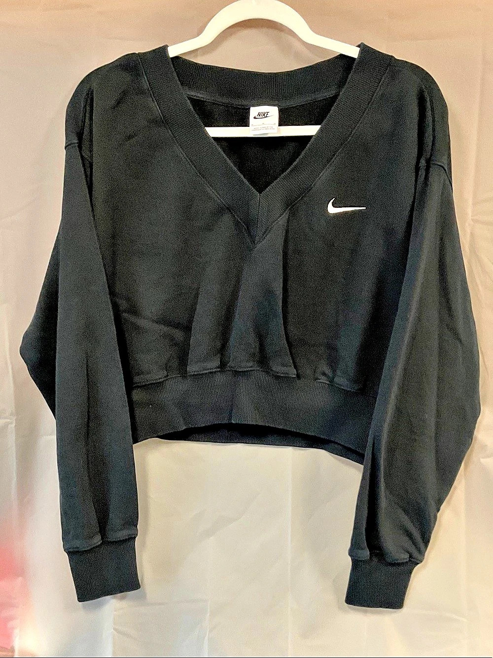 Nike Sportswear Phoenix Fleece V-Neck Crop Sweatshirt Black Medium